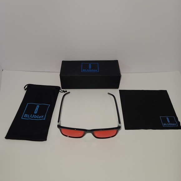 BLUblox Sleep Glasses Black Frame Red Lens Blue‎ Light Blocking 54-17-140 - Picture 1 of 12